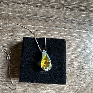 Elegant Yellow Crystal Teardrop Pendant Necklace 16 inch chain